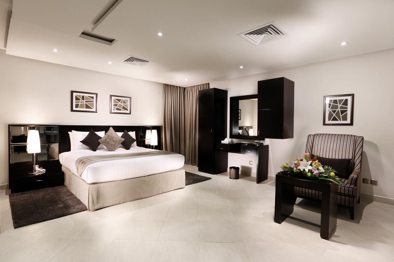 होटल के अलावा Aswar Al Olaya Al Khobar